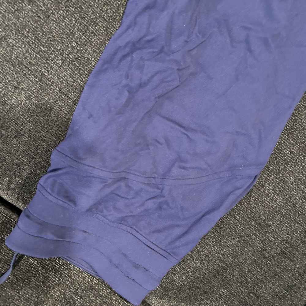 lululemon joggers